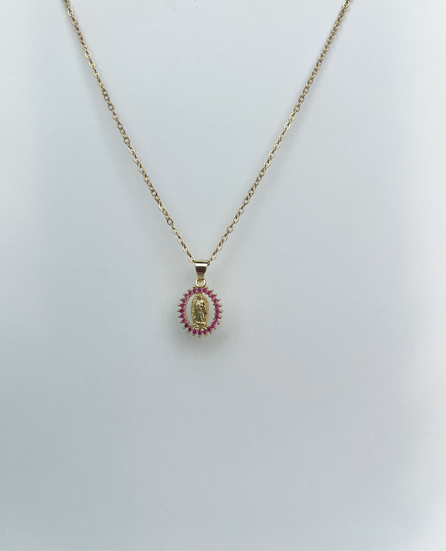Collar “Virgen de Guadalupe” con Zirconia