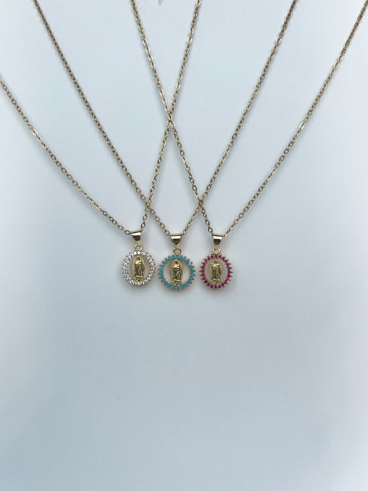Collar “Virgen de Guadalupe” con Zirconia