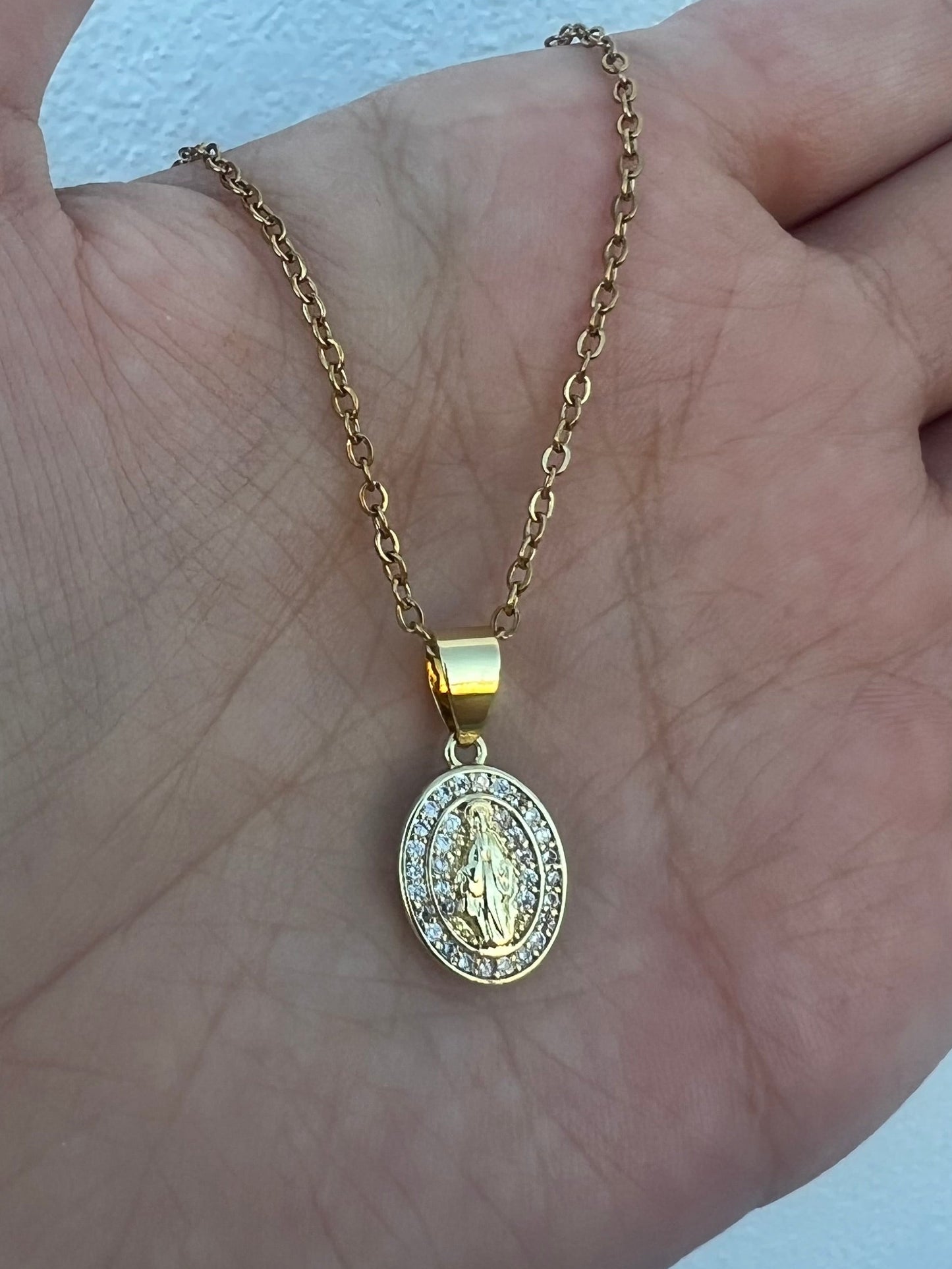Collar “Medallita Milagrosa” con Zirconia