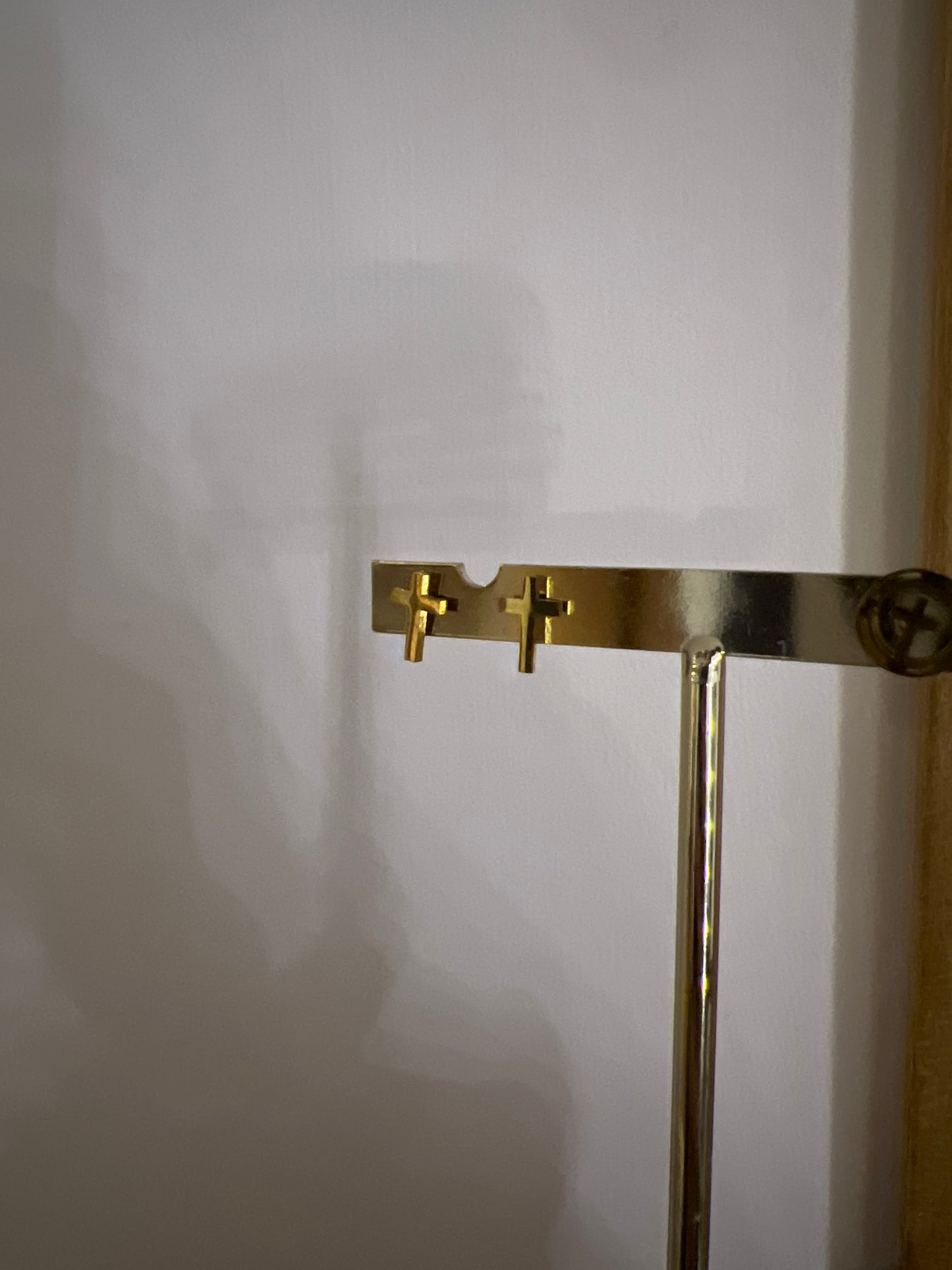 Aretes "Cruz del Sacrificio"