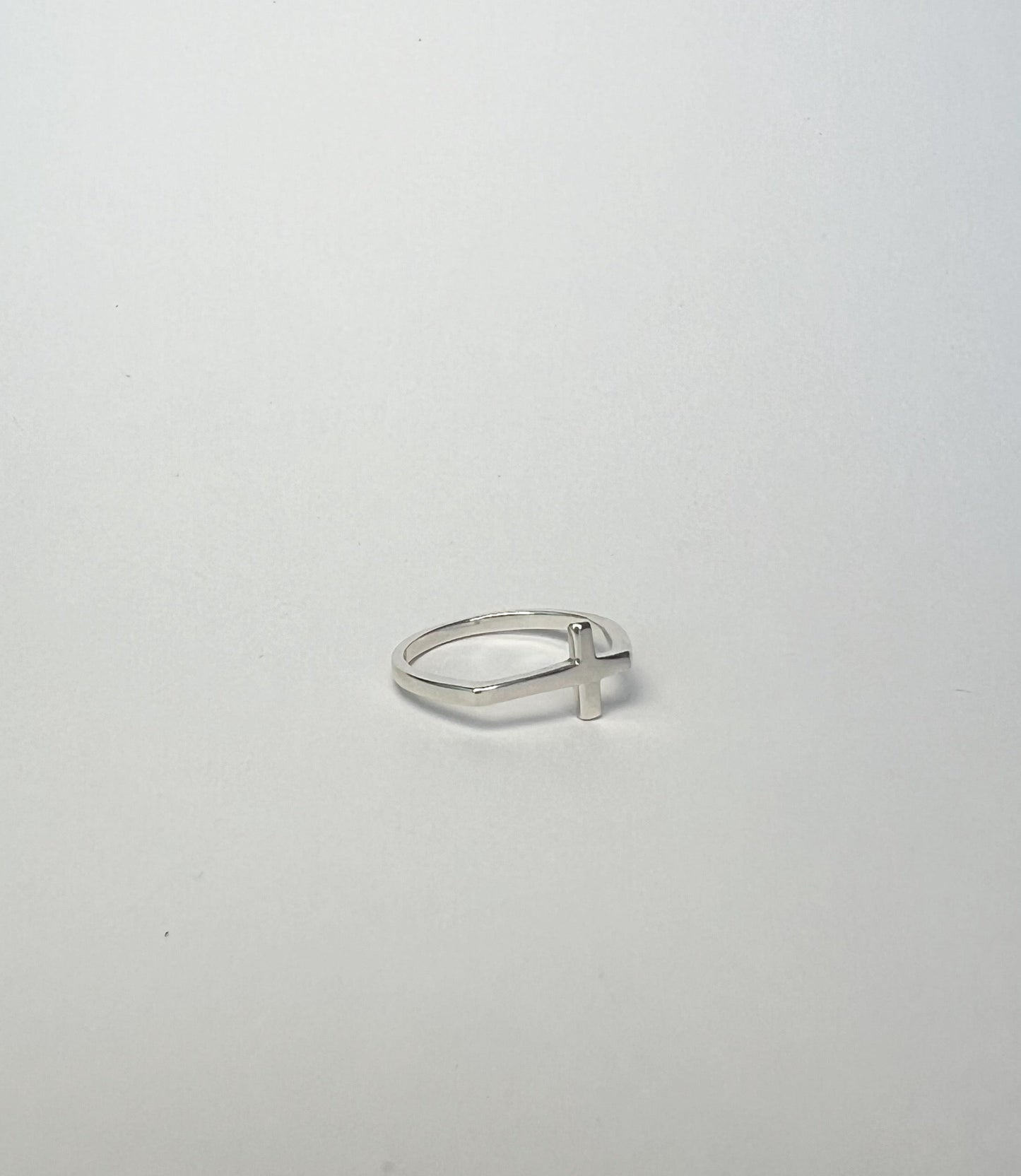 Anillo "Cruz Eterna"