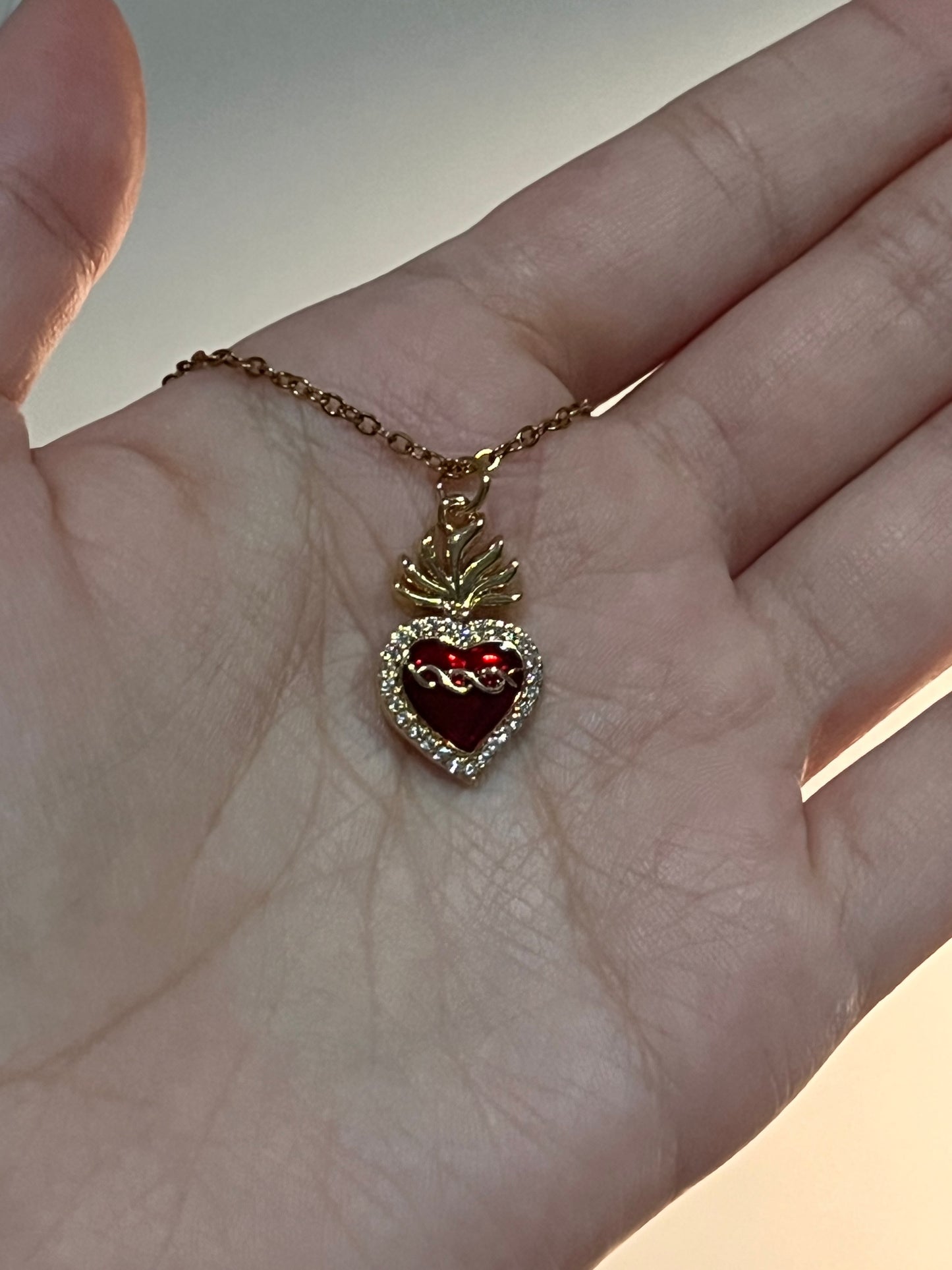 Collar "Sagrado Corazón” Zirconia