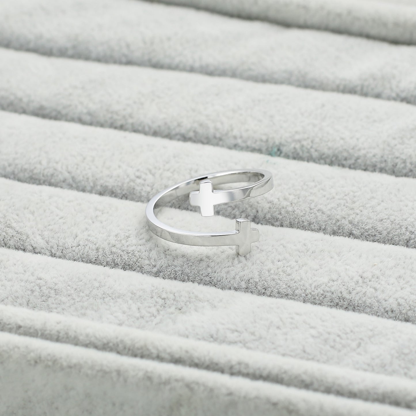 Anillo "Cruz del Silencio”