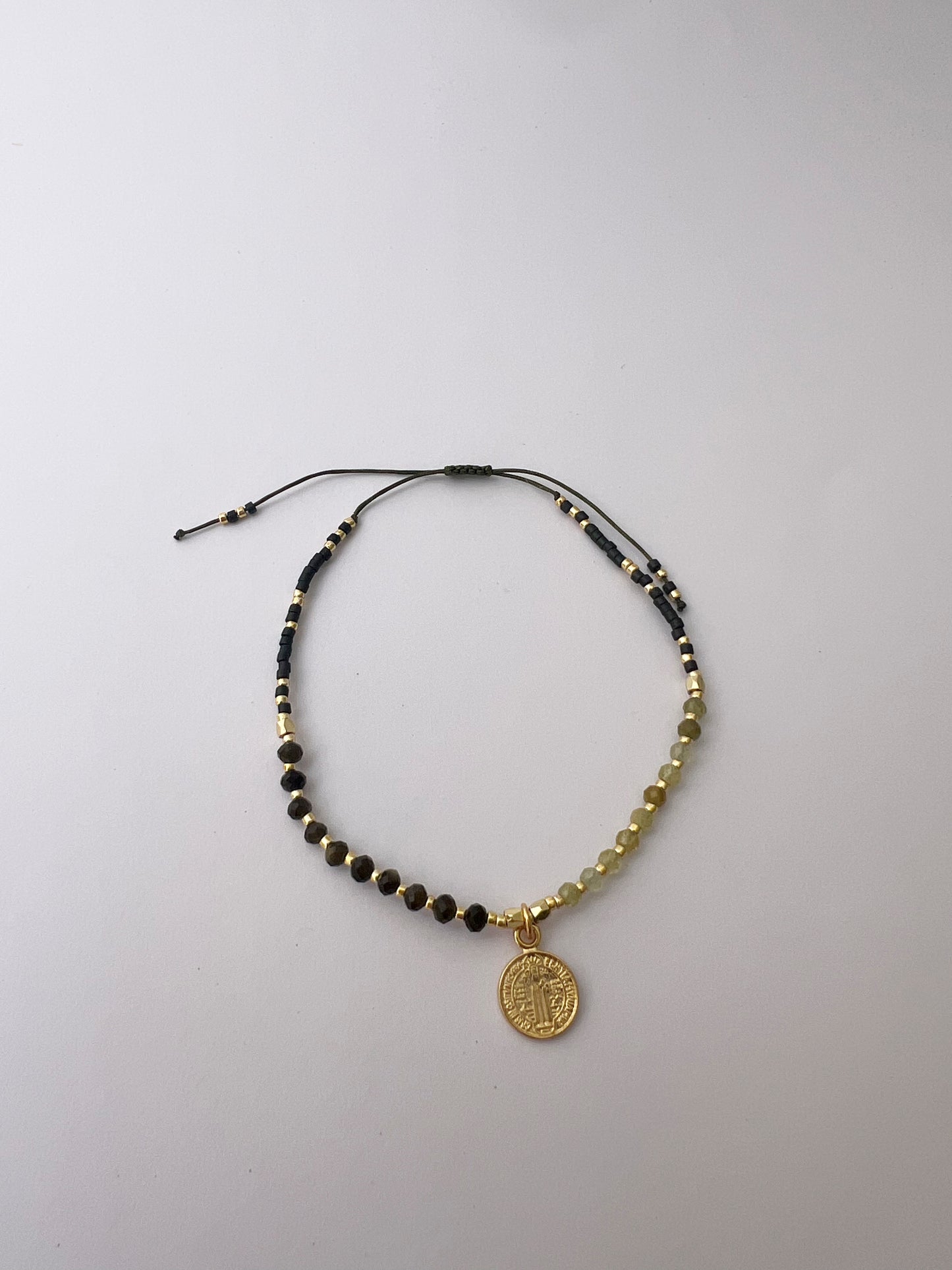 Pulsera delgada San Benito