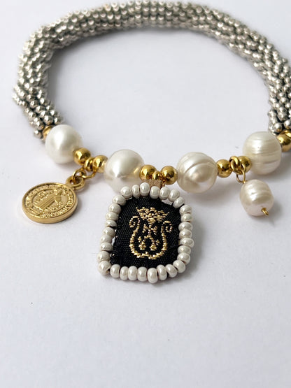 Scapular Bracelet Embroidered with Pearl